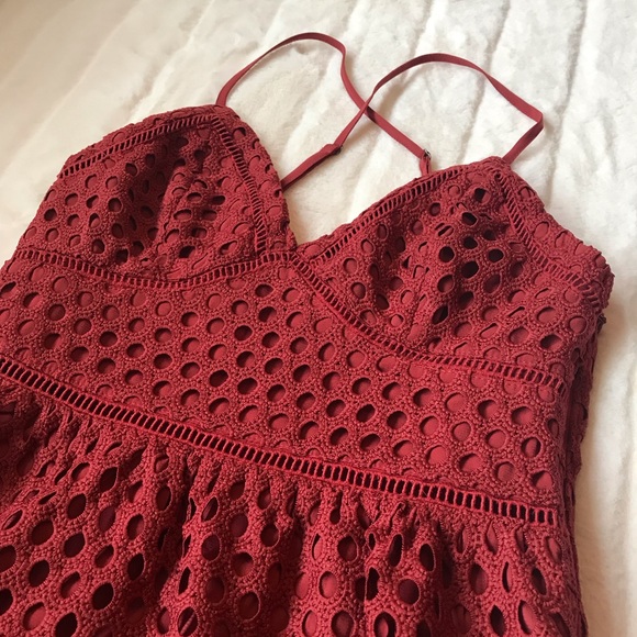 A&F Rust Red Lace Dress - Picture 4 of 9